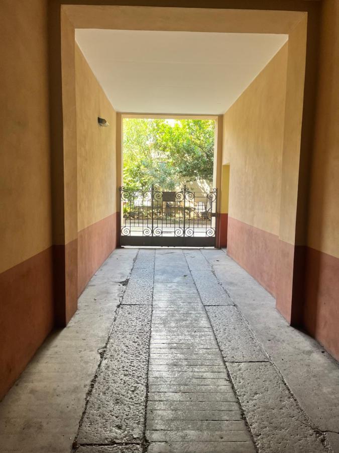 Sunny Apartment Milan Exterior photo